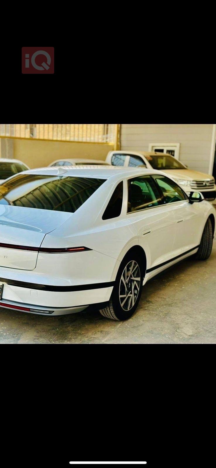 هیوندای ازێرا